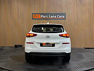 Used 2019 Hyundai Tucson S Connect Polar White - Interior and Exterior details 4