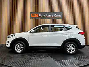 Used 2019 Hyundai Tucson S Connect Polar White - Interior and Exterior details 6