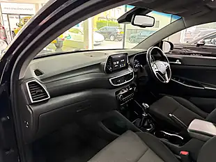 Used 2019 Hyundai Tucson Se Nav Black - Interior and Exterior details 13