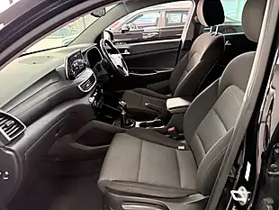 Used 2019 Hyundai Tucson Se Nav Black - Interior and Exterior details 14