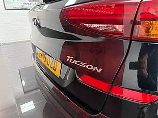 Used 2019 Hyundai Tucson Se Nav Black - Interior and Exterior details 7