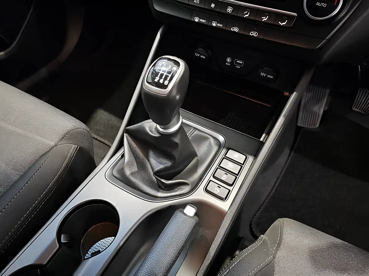 Used 2019 Hyundai Tucson Se Nav Black - Interior and Exterior details 12