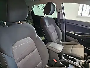Used 2019 Hyundai Tucson Se Nav Black - Interior and Exterior details 14