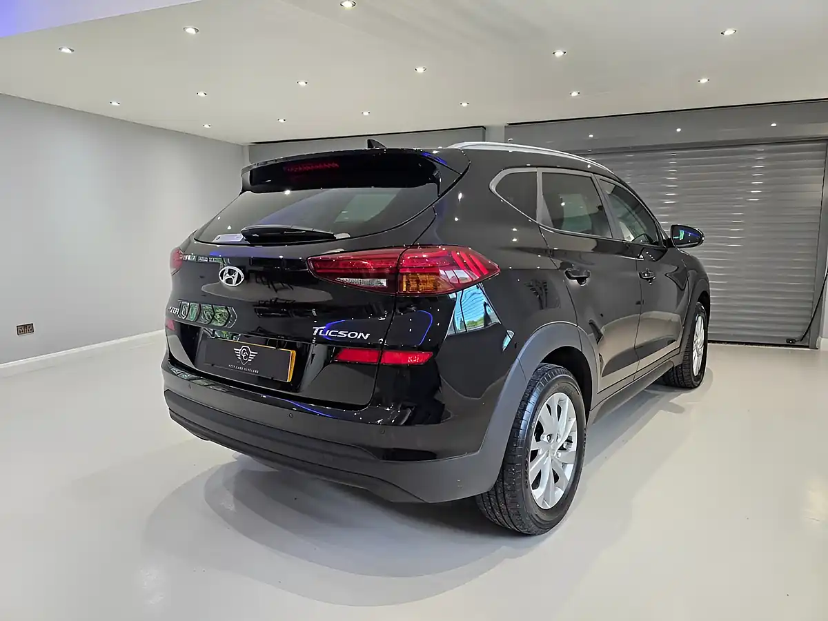 Used 2019 Hyundai Tucson Se Nav Black - Interior and Exterior details 4