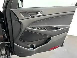 Used 2019 Hyundai Tucson Se Nav Black - Interior and Exterior details 11