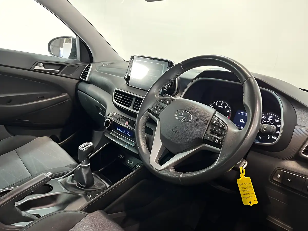 Used 2019 Hyundai Tucson Se Nav Black - Interior and Exterior details 15