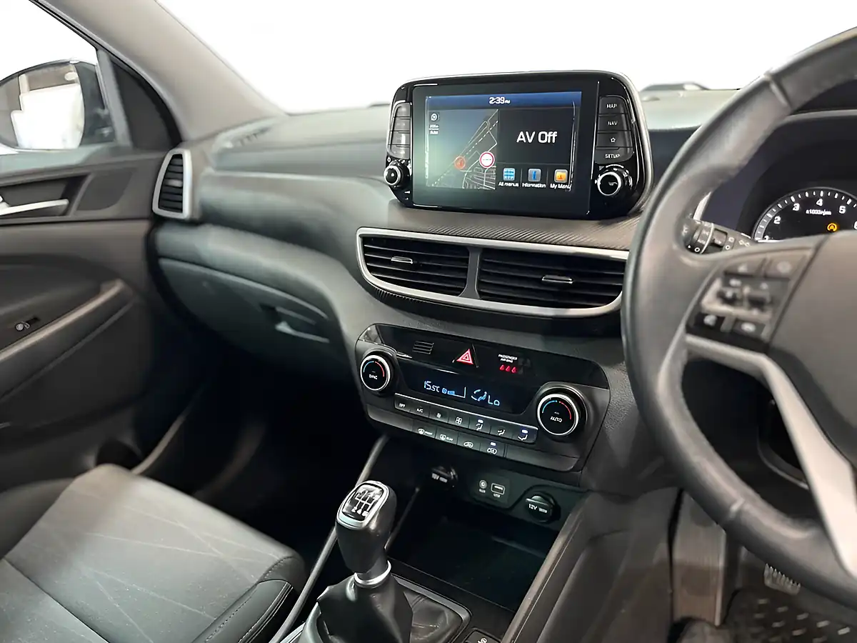 Used 2019 Hyundai Tucson Se Nav Black - Interior and Exterior details 18