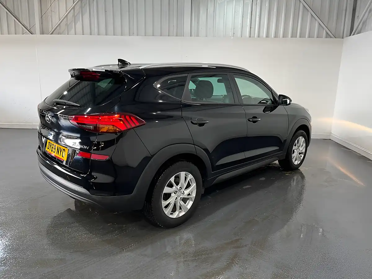 Used 2019 Hyundai Tucson Se Nav Black - Interior and Exterior details 4