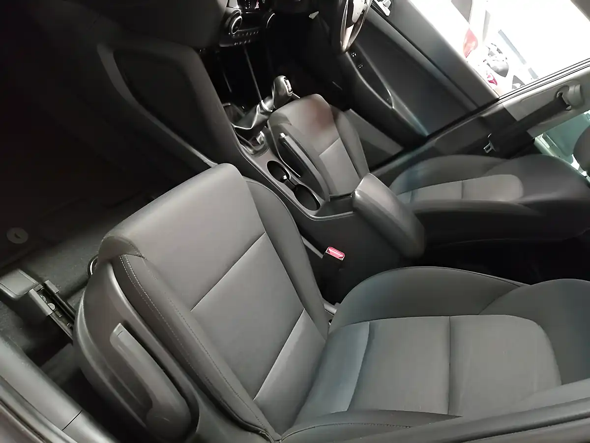 Used 2019 Hyundai Tucson Se Nav Black - Interior and Exterior details 16