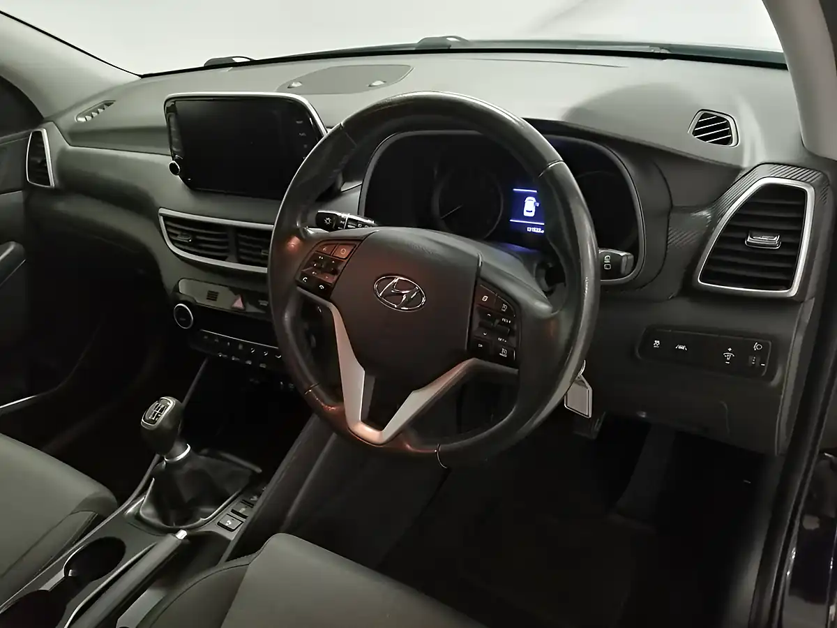 Used 2019 Hyundai Tucson Se Nav Black - Interior and Exterior details 6