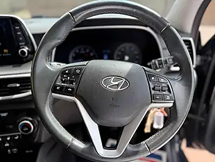 Used 2019 Hyundai Tucson Se Nav Black - Interior and Exterior details 15