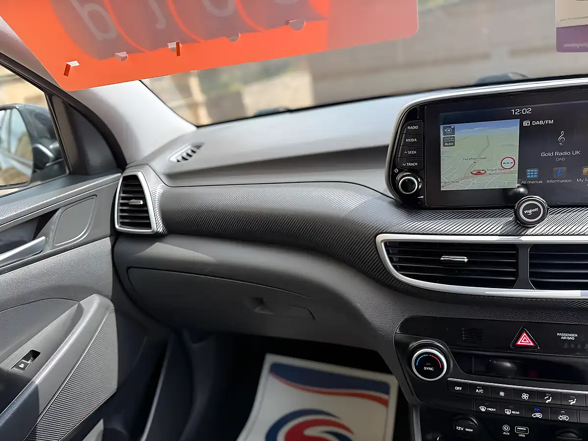 Used 2019 Hyundai Tucson Se Nav Black - Interior and Exterior details 18
