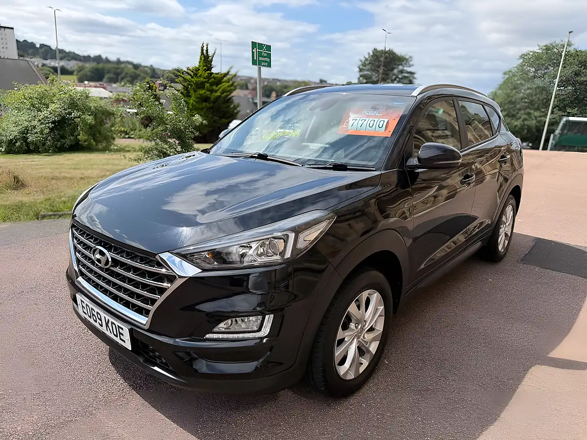 Used 2019 Hyundai Tucson Se Nav Black - Interior and Exterior details 3