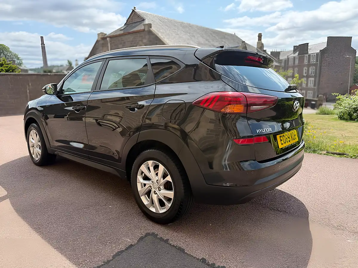 Used 2019 Hyundai Tucson Se Nav Black - Interior and Exterior details 4