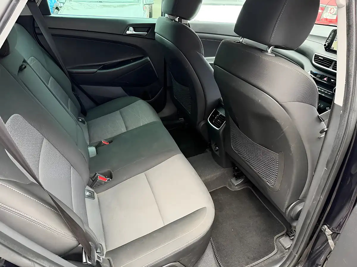 Used 2019 Hyundai Tucson Se Nav Black - Interior and Exterior details 10