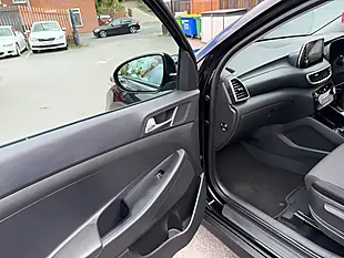 Used 2019 Hyundai Tucson Se Nav Black - Interior and Exterior details 12