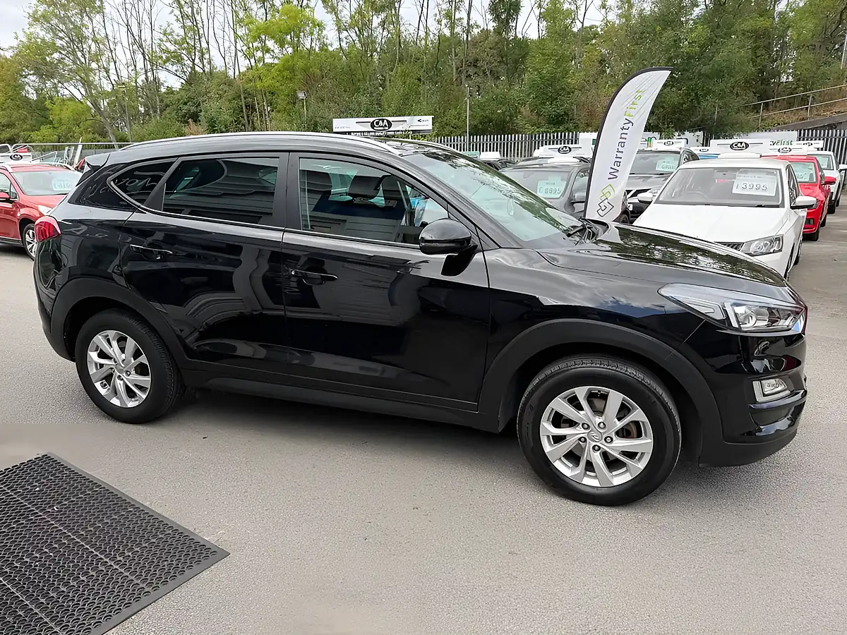 Used 2019 Hyundai Tucson Se Nav Black - Interior and Exterior details 8