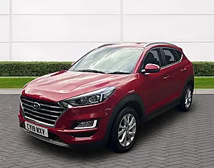 Used 2019 Hyundai Tucson Se Nav Fiery Red - Interior and Exterior details 3