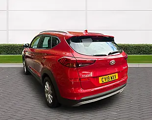 Used 2019 Hyundai Tucson Se Nav Fiery Red - Interior and Exterior details 5