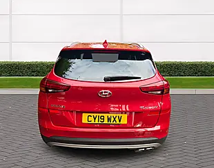 Used 2019 Hyundai Tucson Se Nav Fiery Red - Interior and Exterior details 6