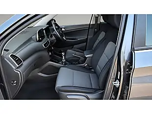 Used 2019 Hyundai Tucson Se Nav Grey - Interior and Exterior details 6