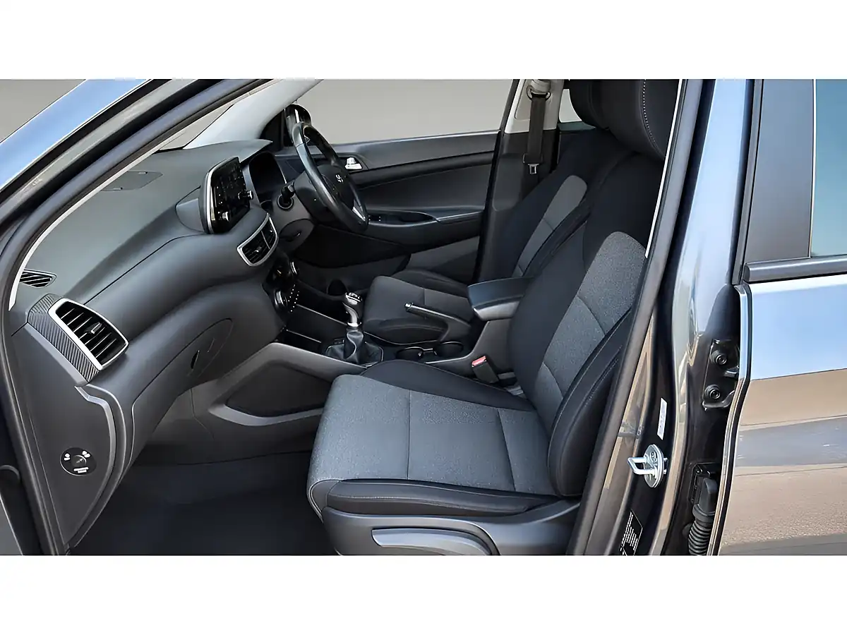 Used 2019 Hyundai Tucson Se Nav Grey - Interior and Exterior details 6