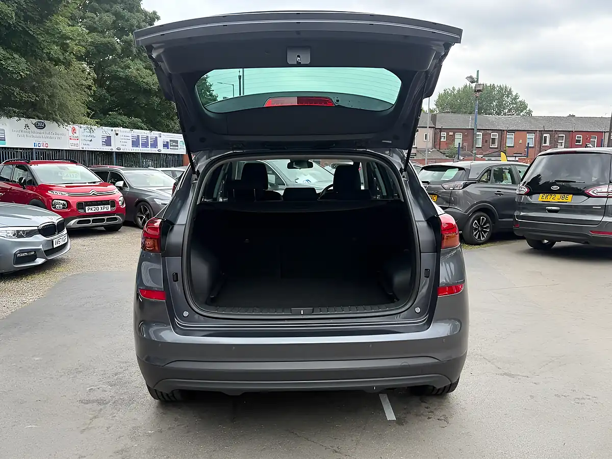 Used 2019 Hyundai Tucson Se Nav Grey - Interior and Exterior details 10
