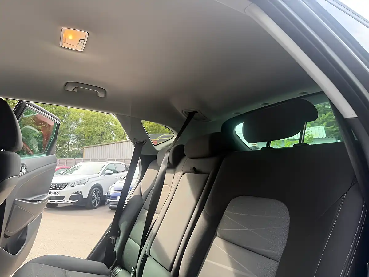 Used 2019 Hyundai Tucson Se Nav Grey - Interior and Exterior details 16