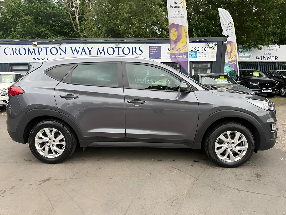 Used 2019 Hyundai Tucson Se Nav Grey - Interior and Exterior details 7
