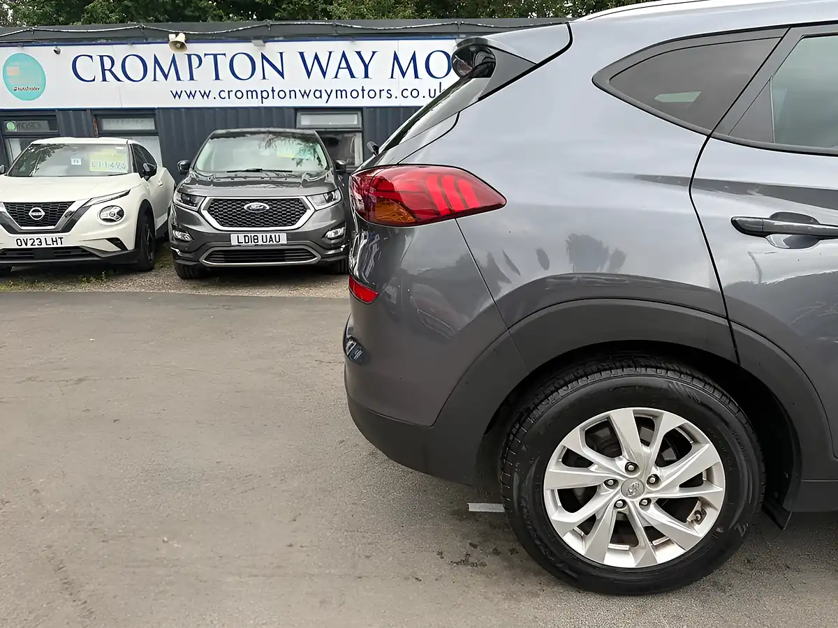 Used 2019 Hyundai Tucson Se Nav Grey - Interior and Exterior details 8