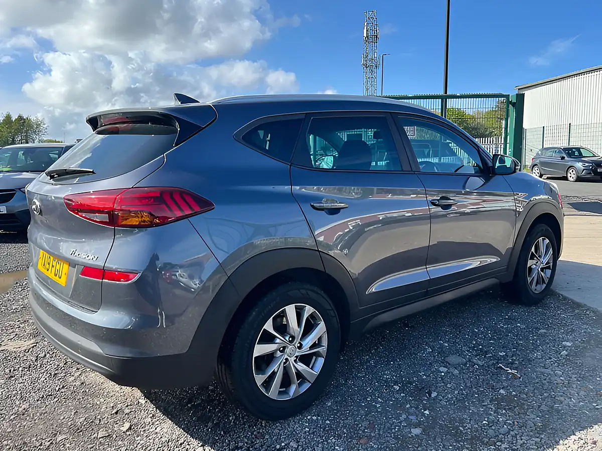 Used 2019 Hyundai Tucson Se Nav Micron Grey - Interior and Exterior details 4