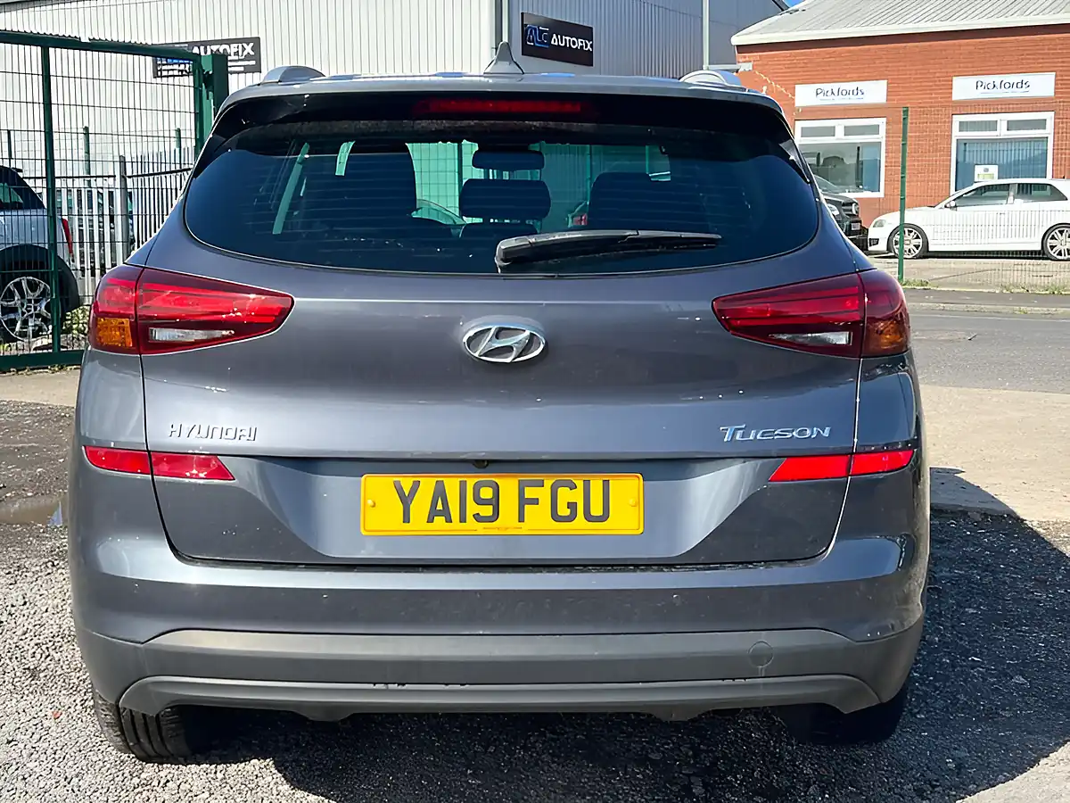Used 2019 Hyundai Tucson Se Nav Micron Grey - Interior and Exterior details 5