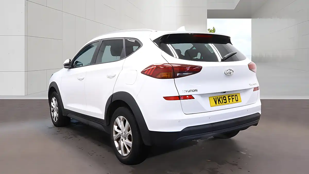 Used 2019 Hyundai Tucson Se Nav White - Interior and Exterior details 3