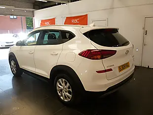Used 2019 Hyundai Tucson Se Nav White - Interior and Exterior details 6