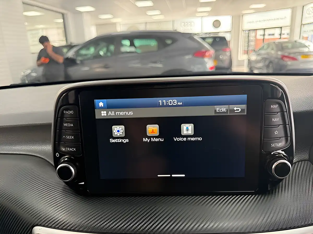 Used 2019 Hyundai Tucson Se Nav White - Interior and Exterior details 18