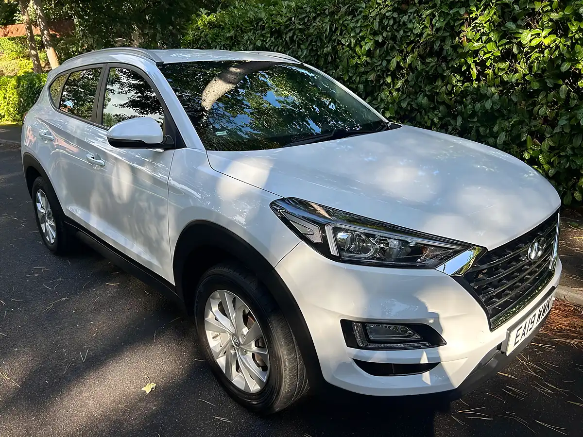 Used 2019 Hyundai Tucson Se Nav White - Front View