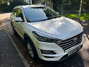 Used 2019 Hyundai Tucson Se Nav White - Interior and Exterior details 6
