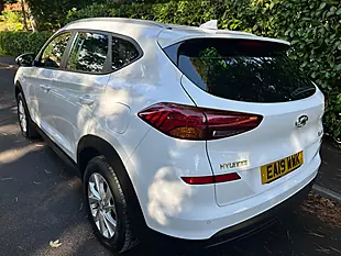Used 2019 Hyundai Tucson Se Nav White - Interior and Exterior details 8