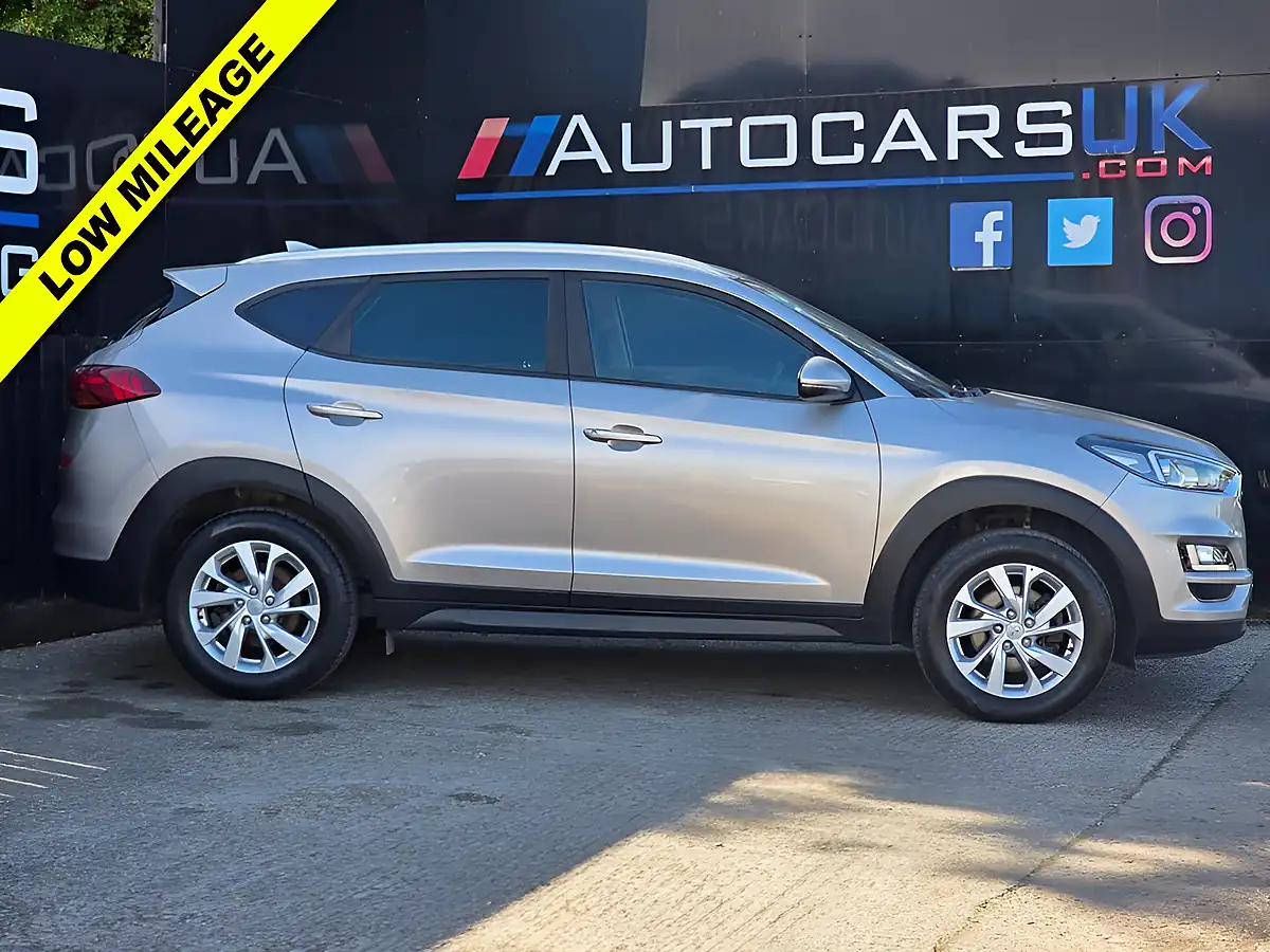 Used 2019 Hyundai Tucson Se Nav White - Interior and Exterior details 2