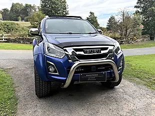 Used 2019 Isuzu D-Max AT35 Safir Sapphire Blue Mica - Interior and Exterior details 7