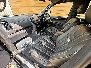 Used 2019 Isuzu D-Max Blade Black - Interior and Exterior details 19