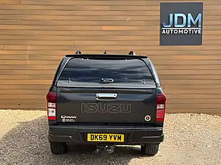Used 2019 Isuzu D-Max Blade Black - Interior and Exterior details 4