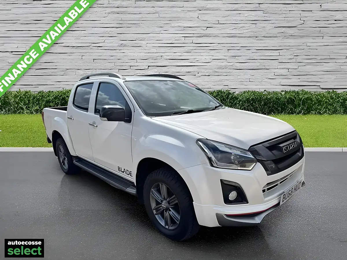 Used 2019 Isuzu D-Max Blade White - Front View