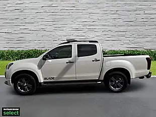 Used 2019 Isuzu D-Max Blade White - Interior and Exterior details 15