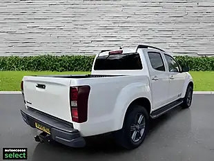 Used 2019 Isuzu D-Max Blade White - Interior and Exterior details 6