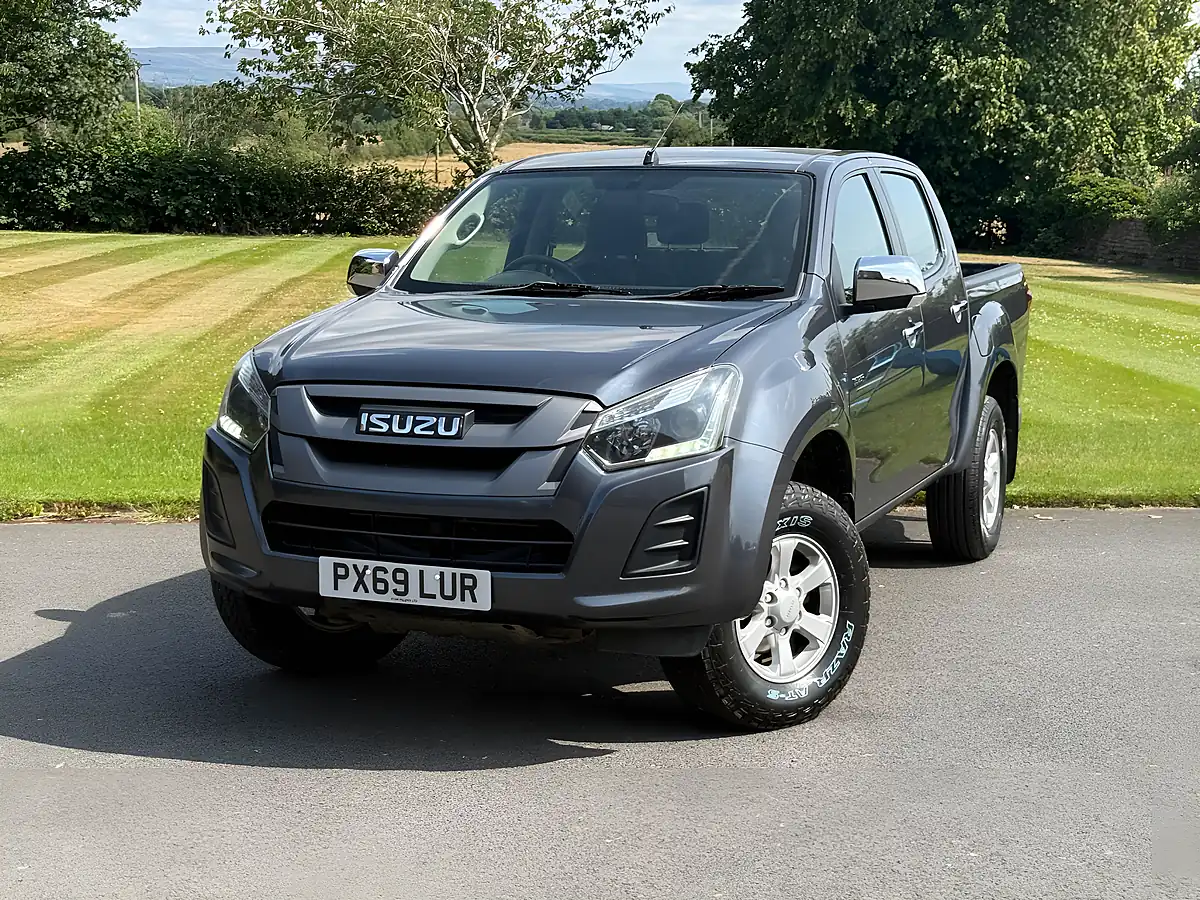 Used 2019 Isuzu D-Max Eiger Grey - Interior and Exterior details 2