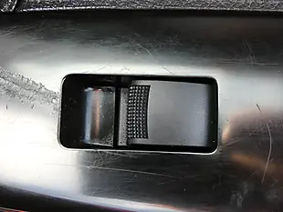 Used 2019 Isuzu D-Max Fury Red - Interior and Exterior details 16