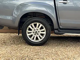 Used 2019 Isuzu D-Max Utah Auto 4WD Grey - Interior and Exterior details 12