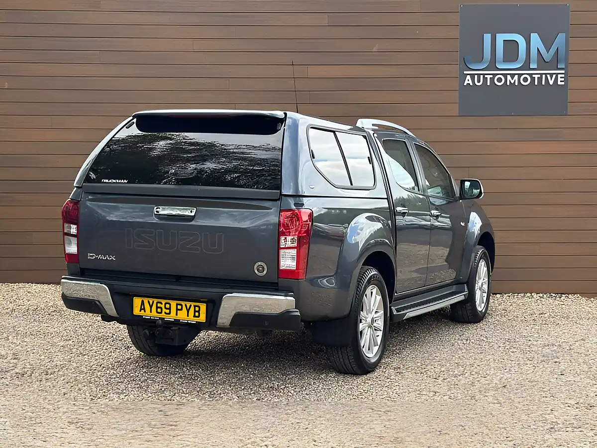 Used 2019 Isuzu D-Max Utah Auto 4WD Grey - Interior and Exterior details 3
