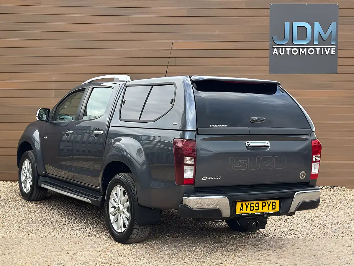 Used 2019 Isuzu D-Max Utah Auto 4WD Grey - Interior and Exterior details 7